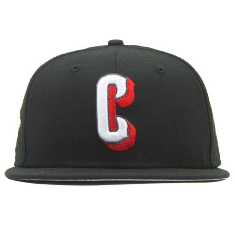 New Era Cincinnati Reds “C” Font Dark Black/Red 59FIFTY Fitted Hat