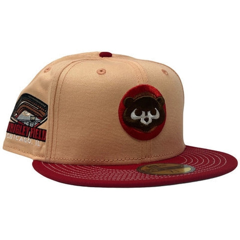 New Era Chicago Cubs Wrigley Field Blush/Red 59FIFTY Fitted Hat