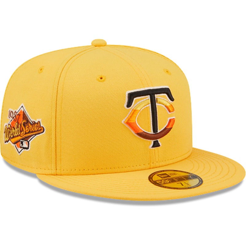 New Era  Minnesota Twins Butterflies 2022 59FIFTY Fitted Hat