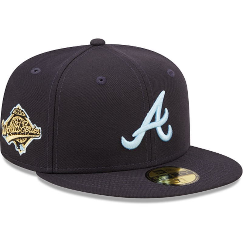 New Era  Atlanta Braves Clouds 2022 59FIFTY Fitted Hat