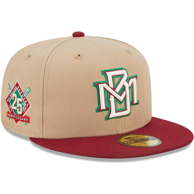 Lids HD x New Era Milwaukee Brewers Season’s Greetings 59FIFTY Fitted Cap