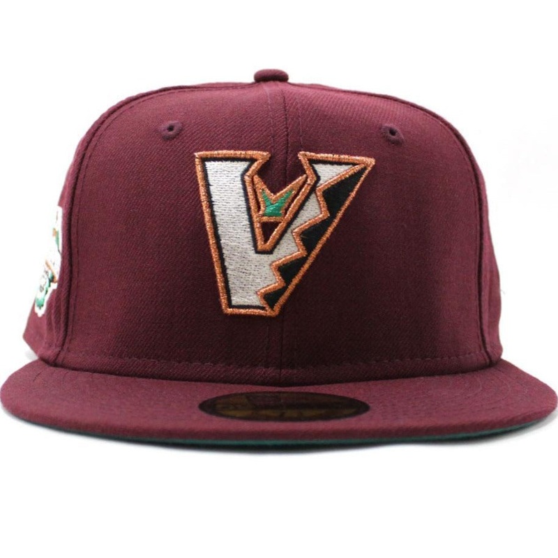 New Era Arizona Diamondbacks 2001 World Series Maroon 59Fifty Fitted Hat (Glow in the Dark)