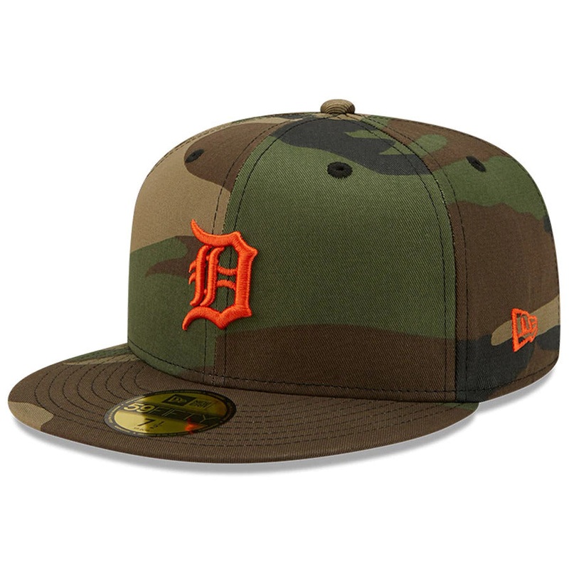 New Era Camo Detroit Tigers 1984 World Series Patch Woodland Undervisor 59FIFTY Fitted Hat